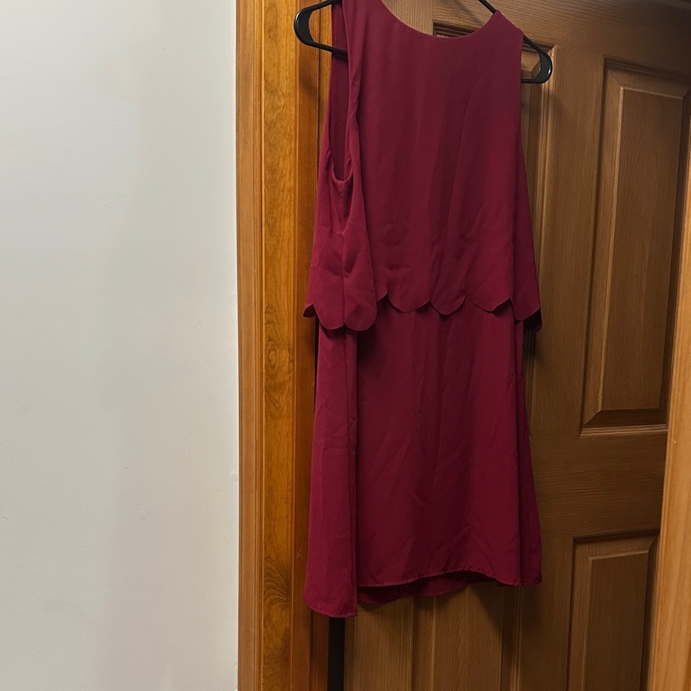 Elegant Burgundy Sleeveless Dress